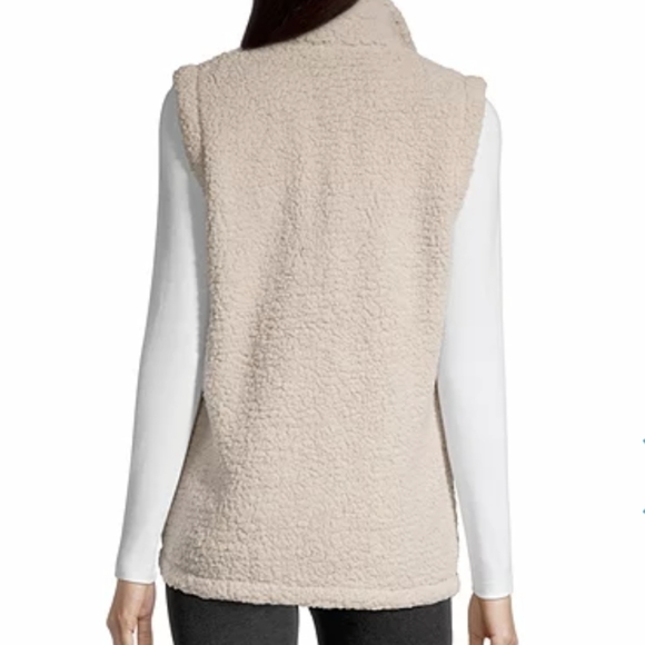 Beige Woods Sherpa Vest - Picture 8 of 8